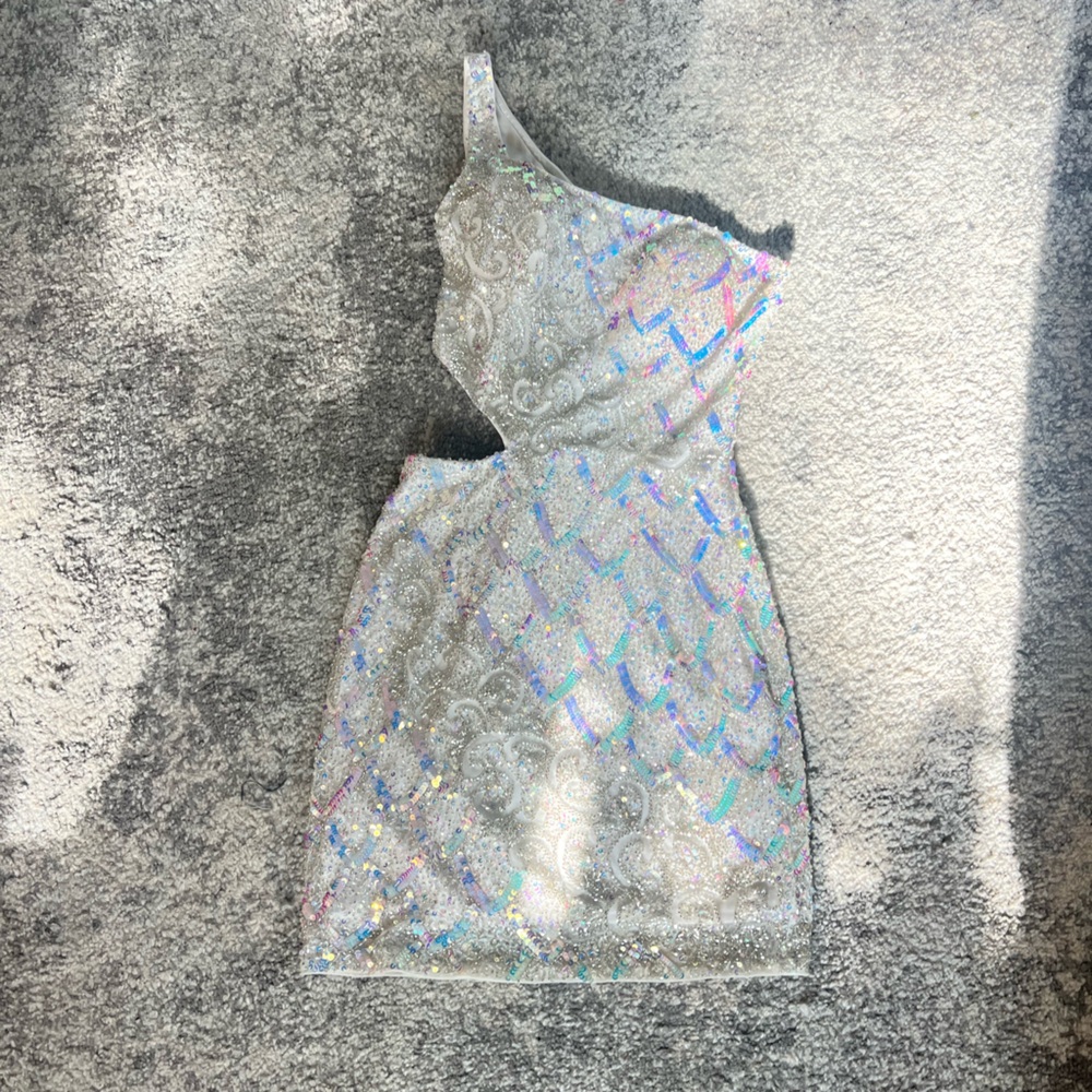 Primavera Couture One Shoulder Silver Dress